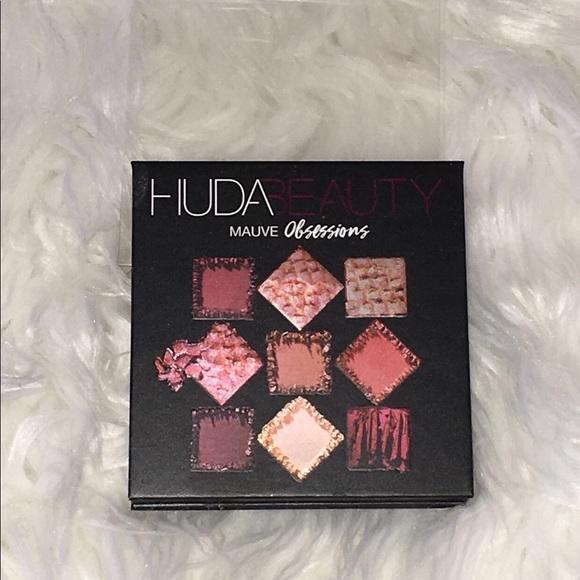 HUDA BEAUTY Other - Huda Mauve Obsessions